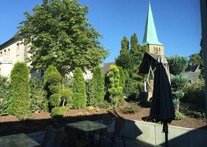 Hotel Gruener Baum Hamm , Germany